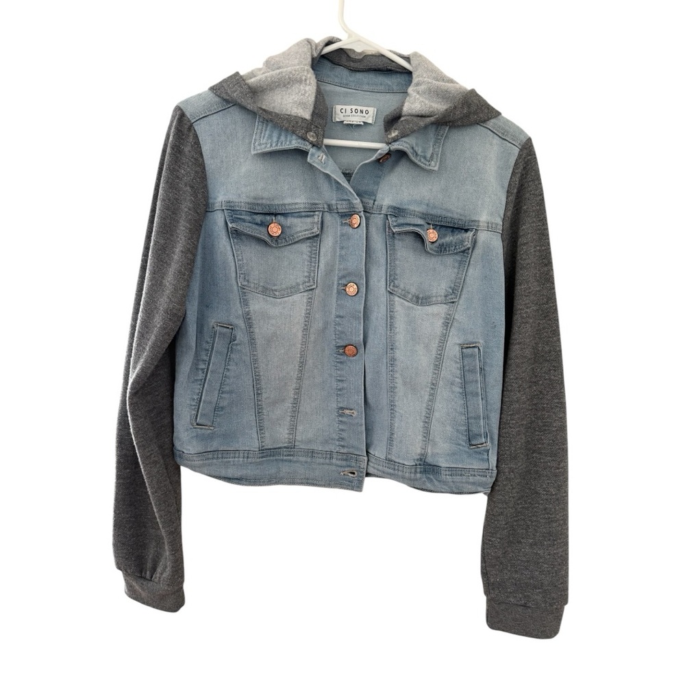 Ci Sono Denim light wash jean jacket with gray removable hood (Juniors size M)